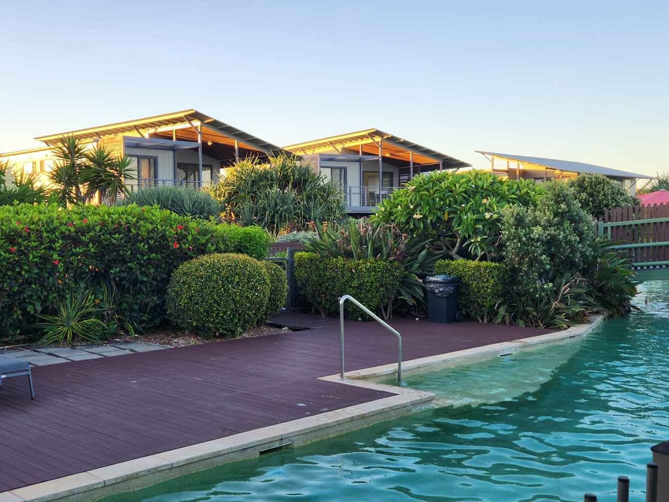 pool-side-units