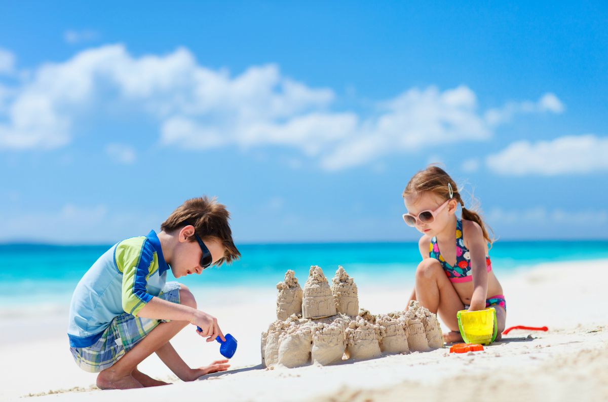 How to Have an Awesome Day with Kids at the Beach