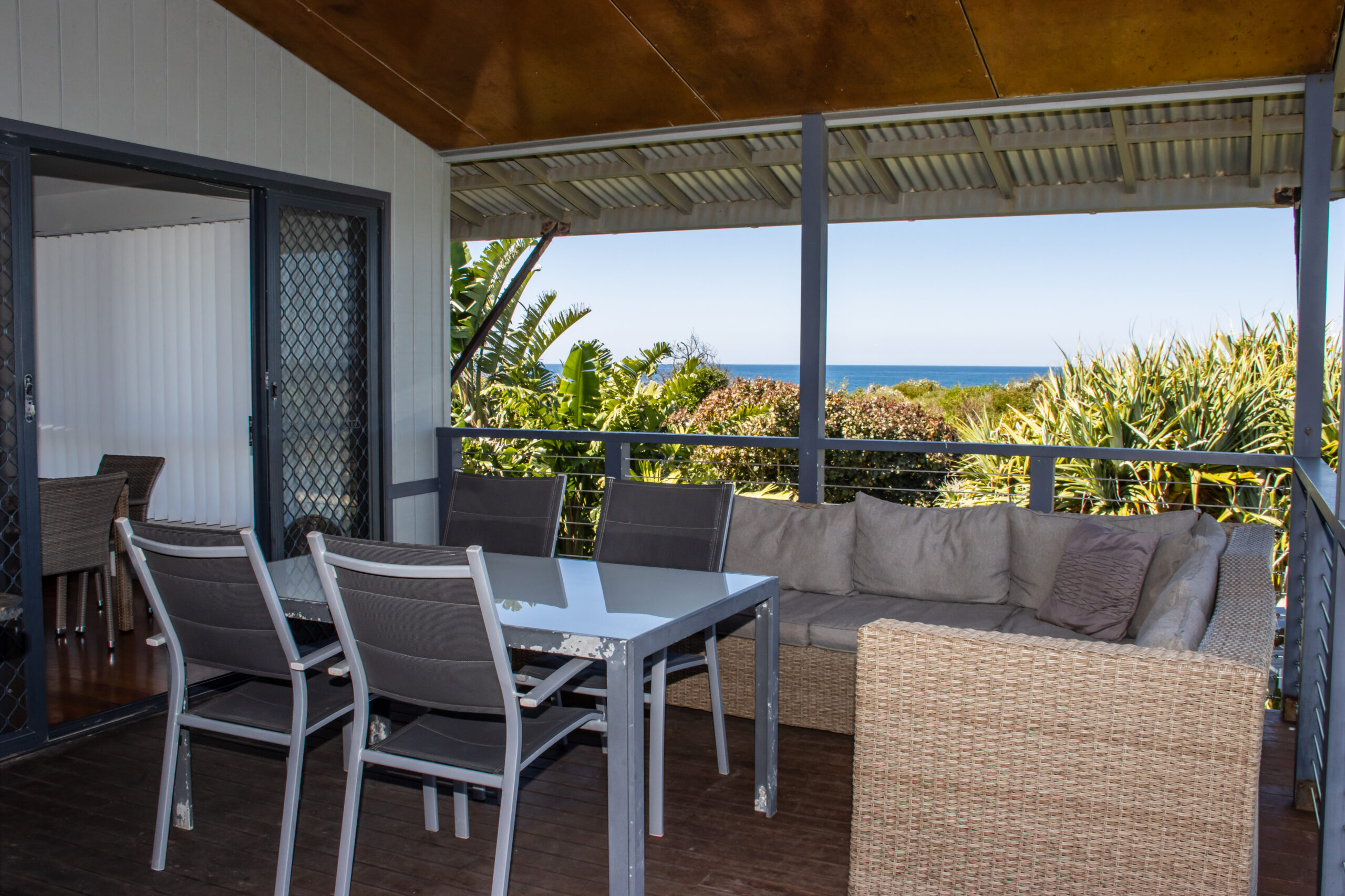 N13 beach house6